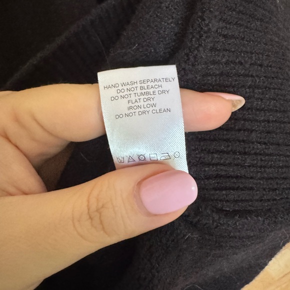 Dressed in Lala Oversized Smile Knit Crewneck Sweater Black Yellow Size S/M EUC - Picture 8 of 8